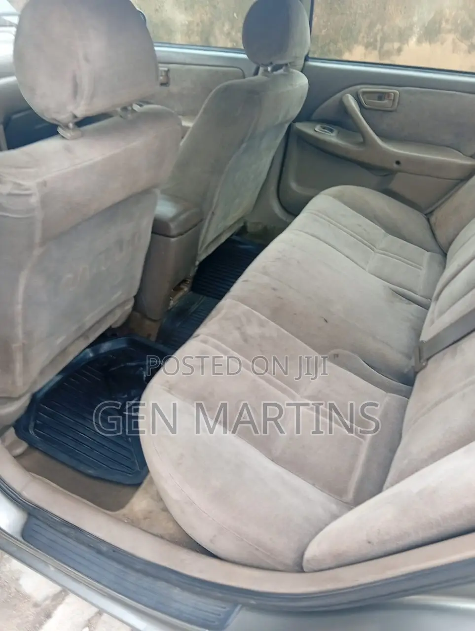 Toyota Camry 2000 Gray