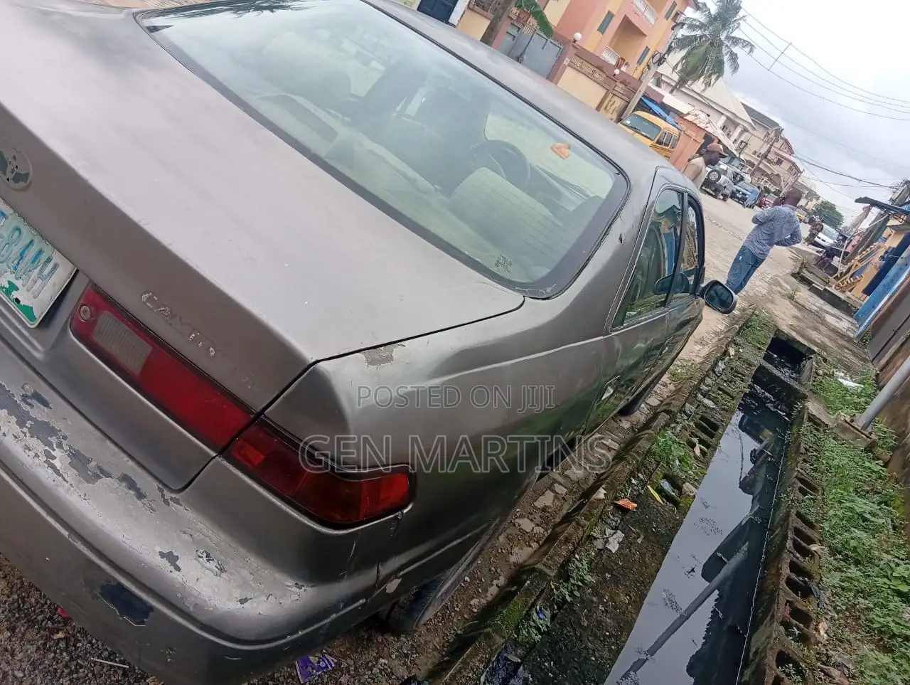 Toyota Camry 2000 Gray