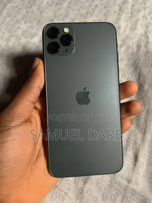 Apple iPhone 11 Pro Max 64 GB Green