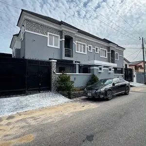 Furnished 4bdrm Duplex in Surulere for sale