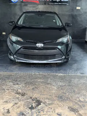 Toyota Corolla LE (1.8L 4cyl 2A) 2018 Gray