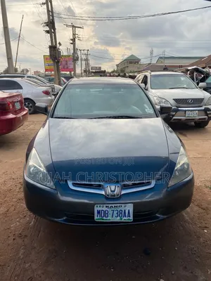 Honda Accord 2004 Gray