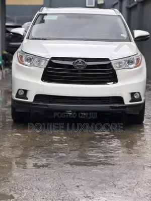 Toyota Highlander XLE V6 4x4 (3.5L 6cyl 6A) 2016 White