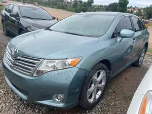 Toyota Venza 2010 Red