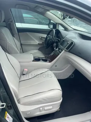 Toyota Venza 2010 Red