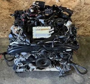 Bentley Bentayga Engine V8