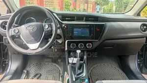 Toyota Corolla 2018 Gray