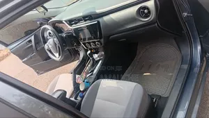 Toyota Corolla 2018 Gray