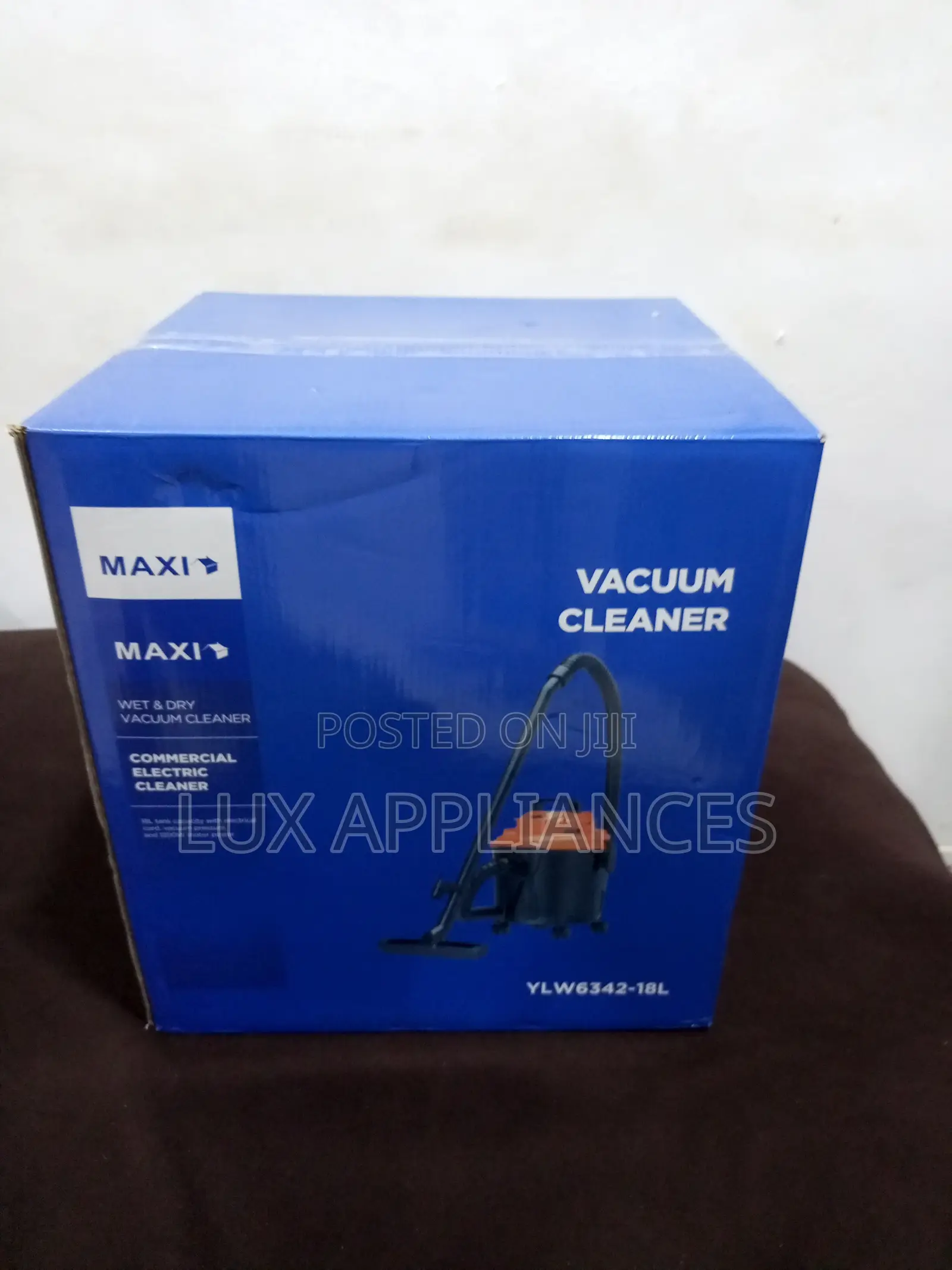 Multi-Surface Cleaning Vacuum Machine