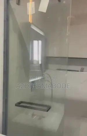 3bdrm Apartment in Ikeja Gra for rent
