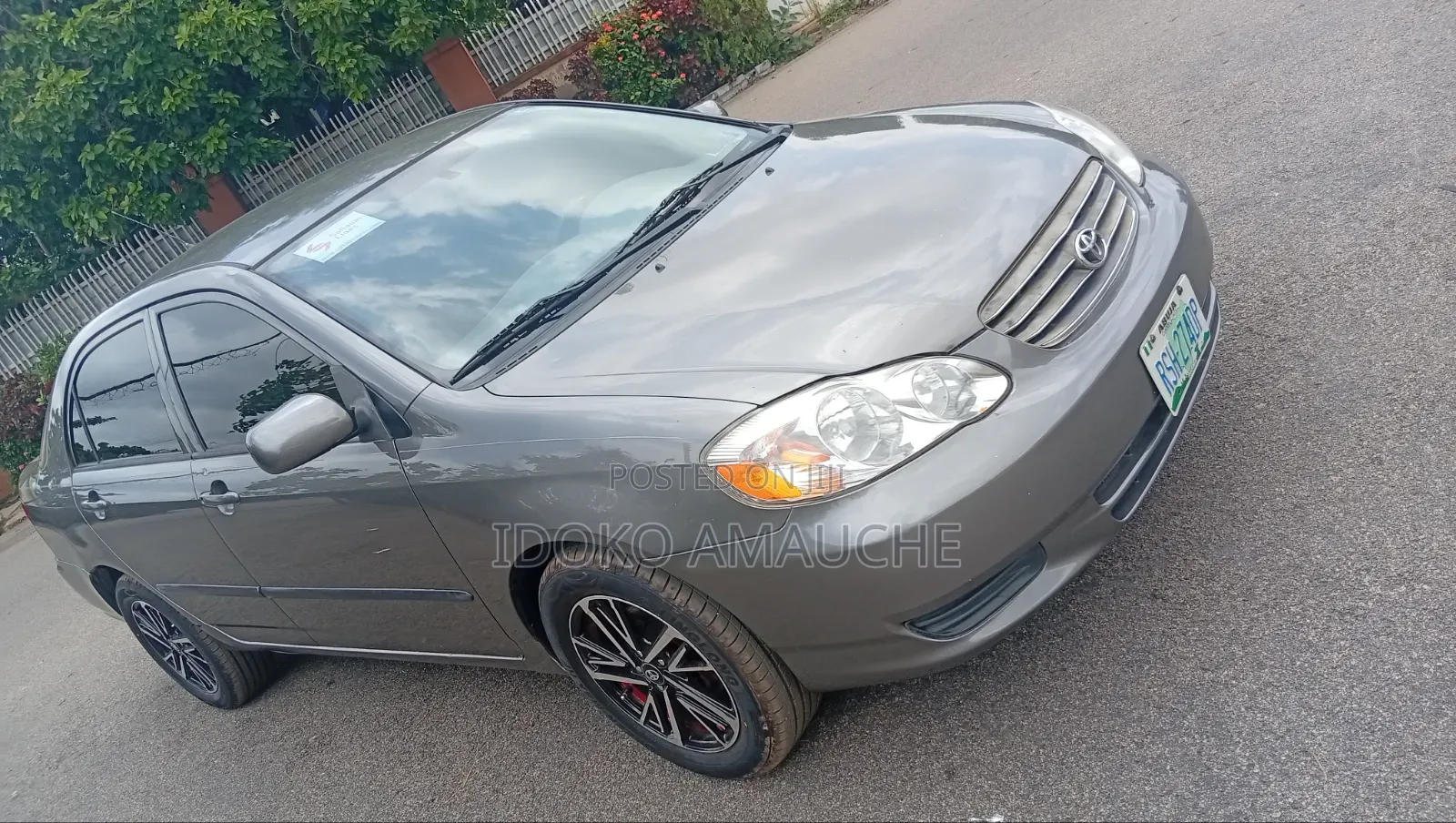Toyota Corolla 2004 Gray