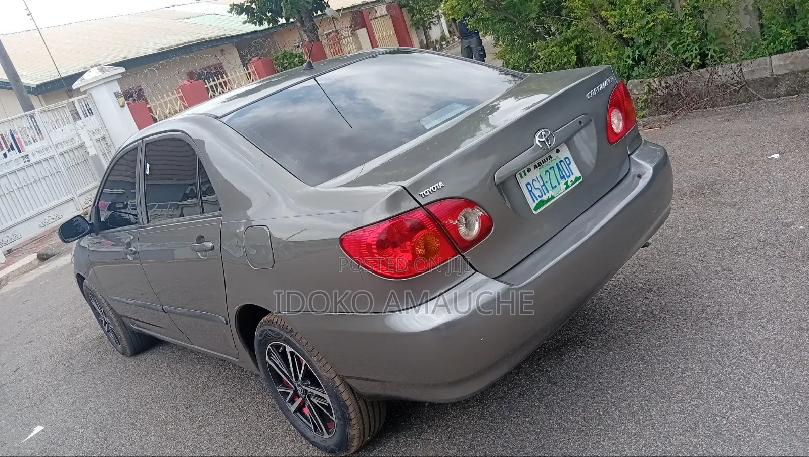 Toyota Corolla 2004 Gray