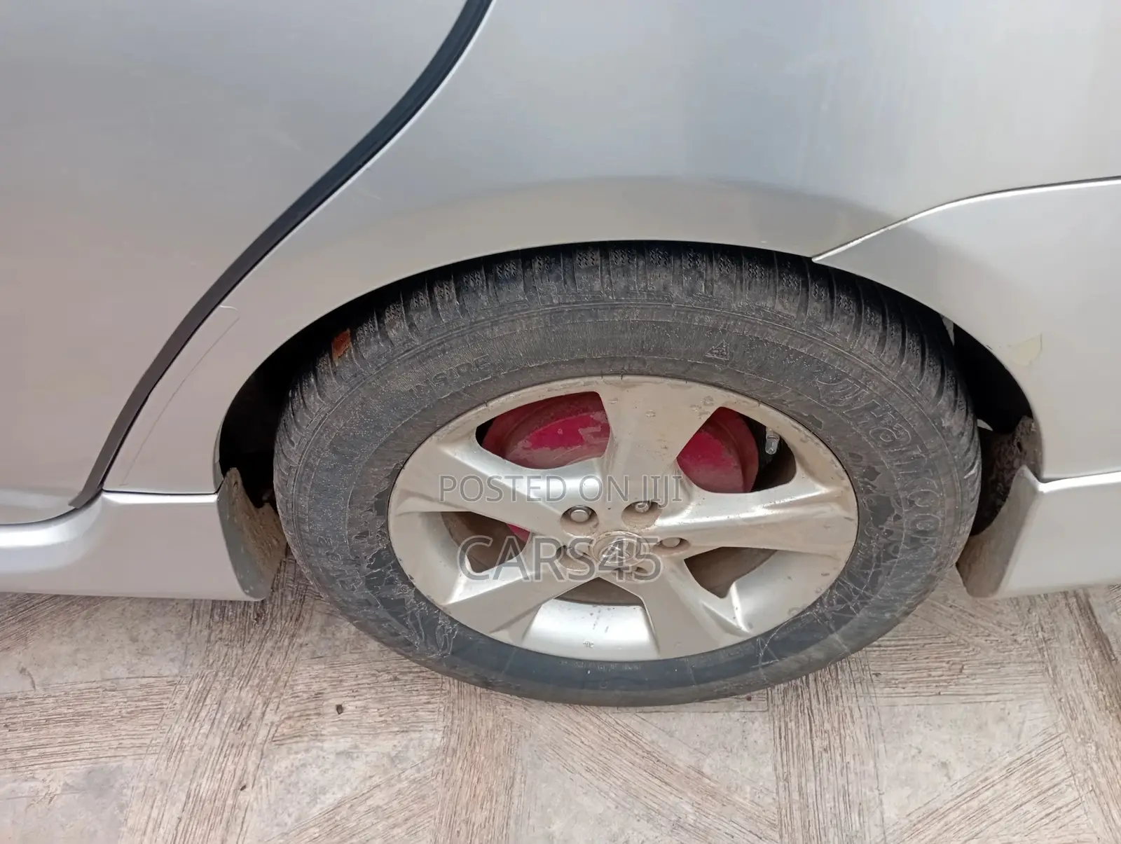 Toyota Corolla 2012 Silver