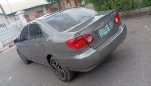 Toyota Corolla 2004 Gray