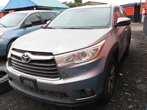 Toyota Highlander 2015 Silver