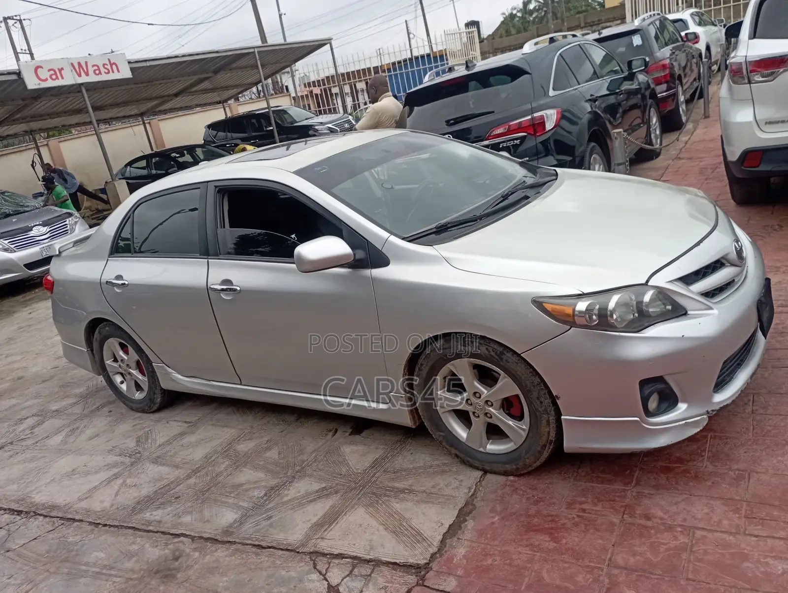 Toyota Corolla 2012 Silver