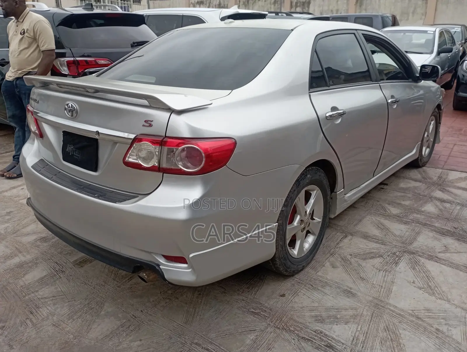 Toyota Corolla 2012 Silver