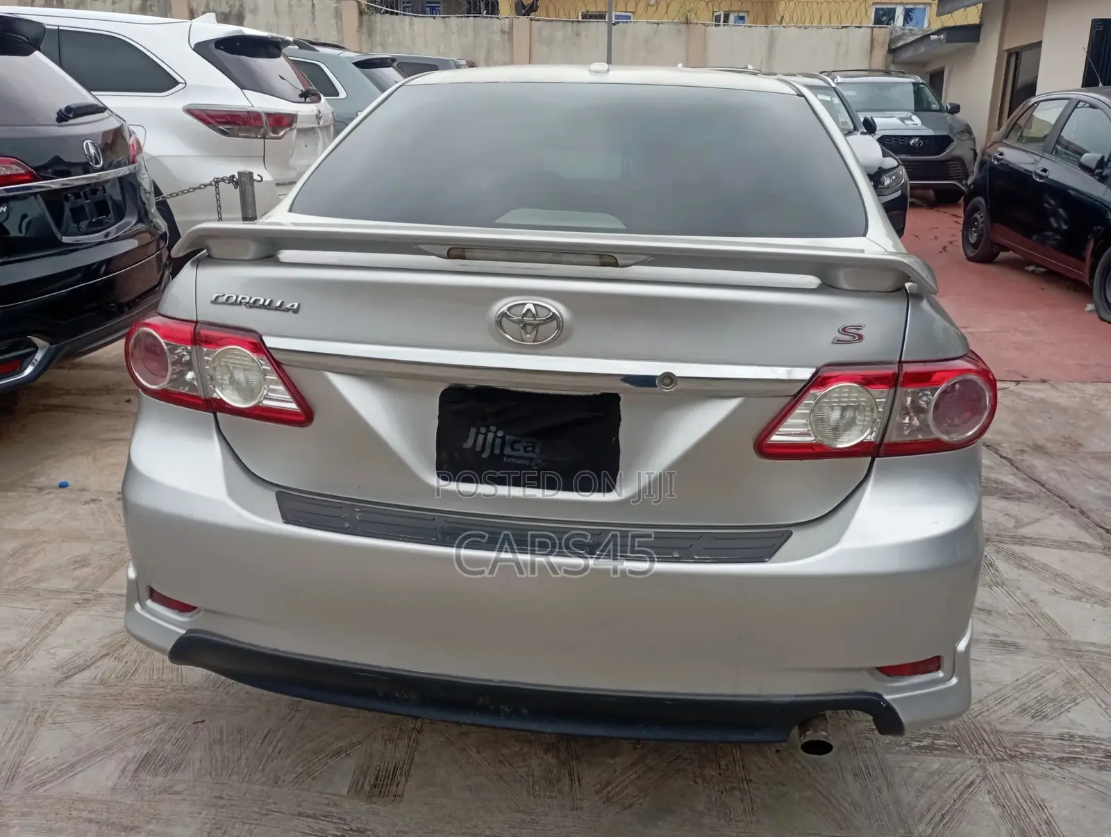 Toyota Corolla 2012 Silver