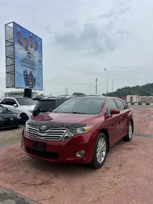 Toyota Venza AWD 2010 Red
