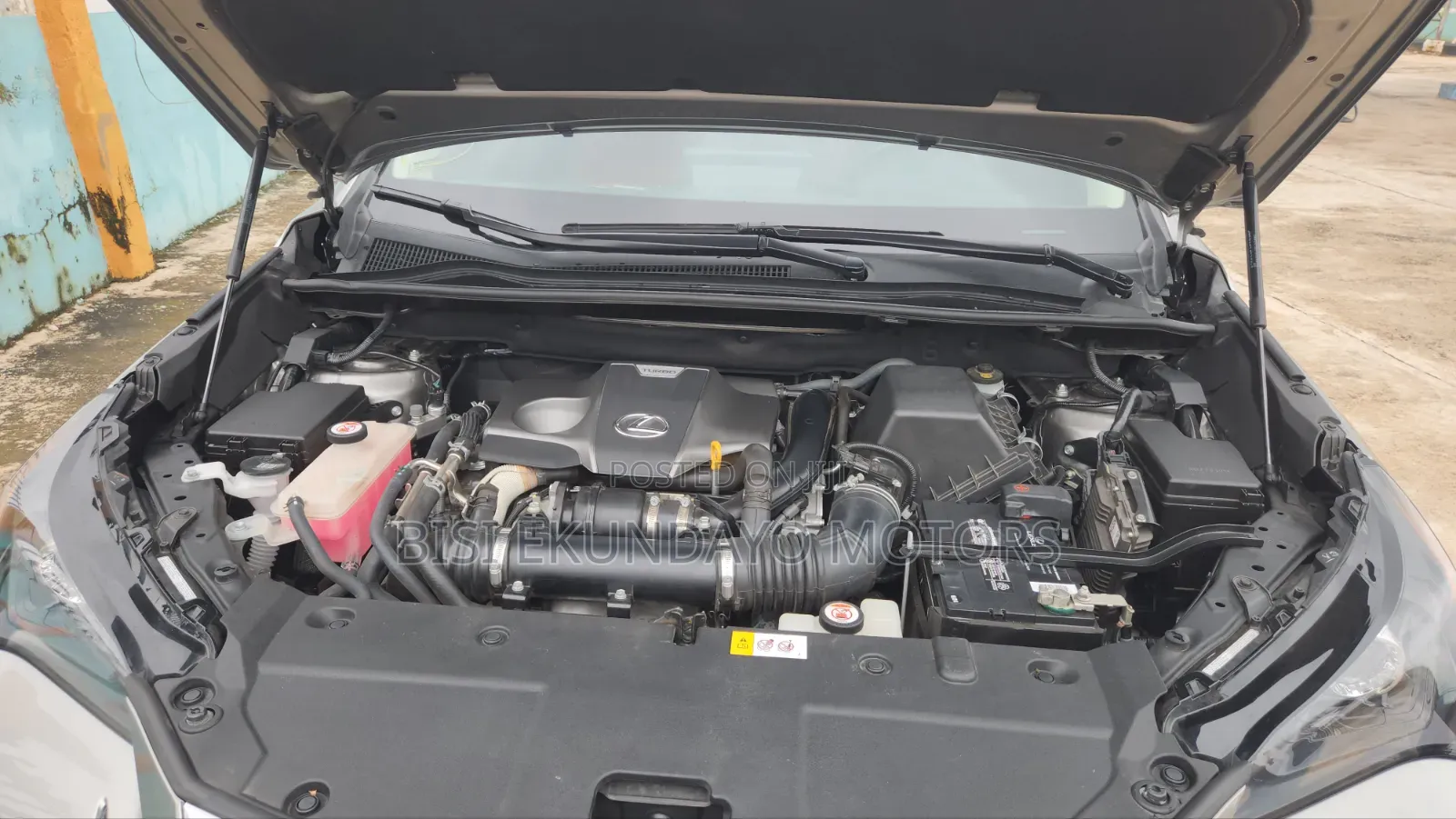 Lexus NX 2018 Silver