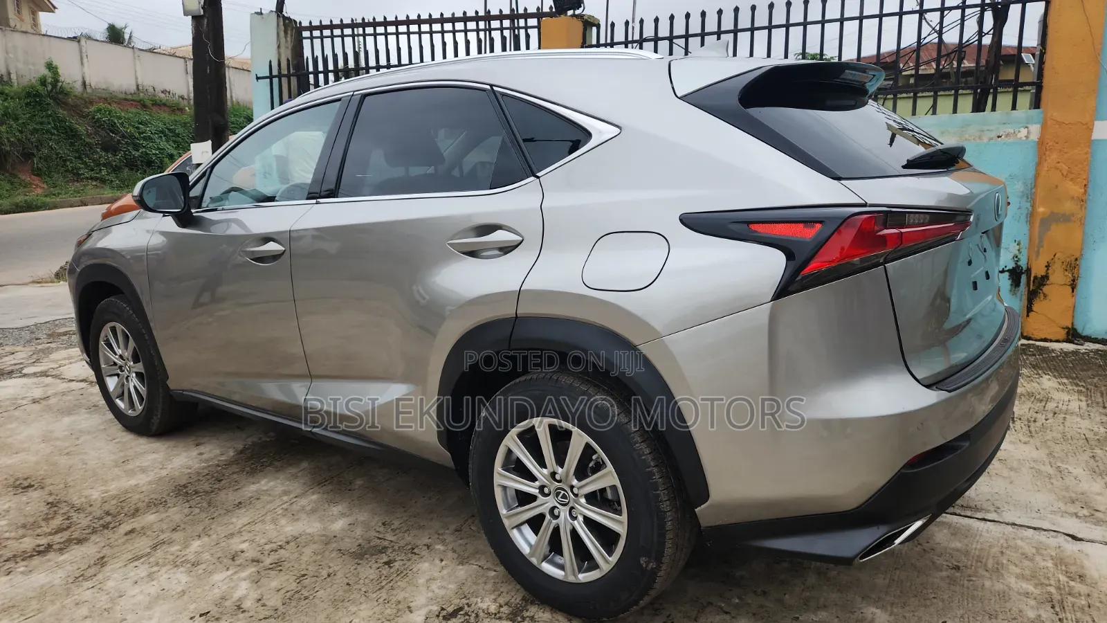 Lexus NX 2018 Silver