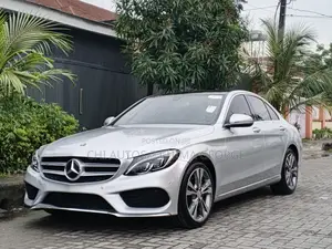 Mercedes-Benz C300 2016 Silver