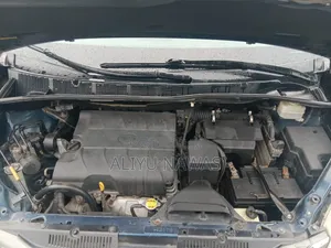 Toyota Sienna 2012 Green