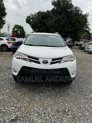 Toyota RAV4 LE 4dr SUV AWD (2.5L 4cyl 6A) 2014 White