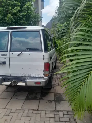 Toyota Land Cruiser 2020 White