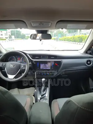 Toyota Corolla 2019 Red