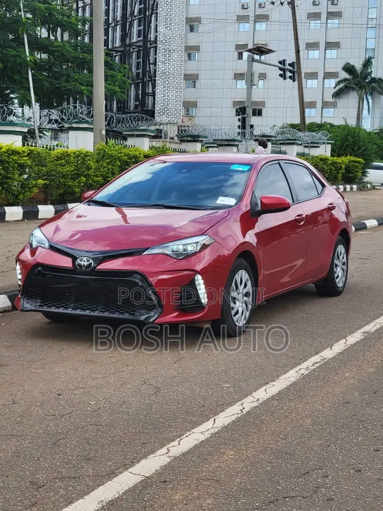 Toyota Corolla 2019 Red