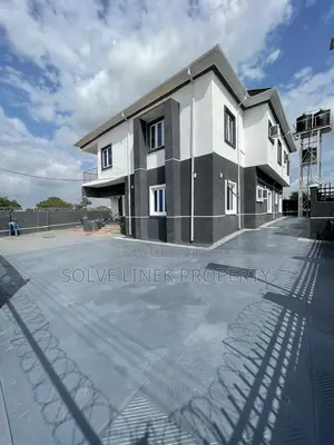 2bdrm Block of Flats in Lugbe District for rent