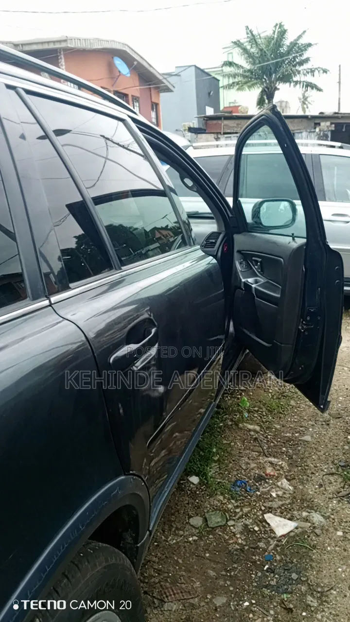 Volvo XC90 2008 Gray