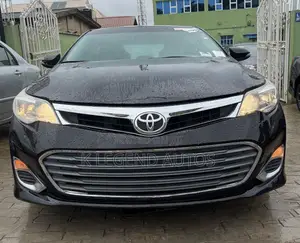 Toyota Avalon XLE 4dr Sedan (3.5L 6cyl 6A) 2014 Black