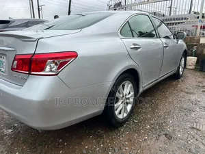 Lexus ES 350 2010 Silver