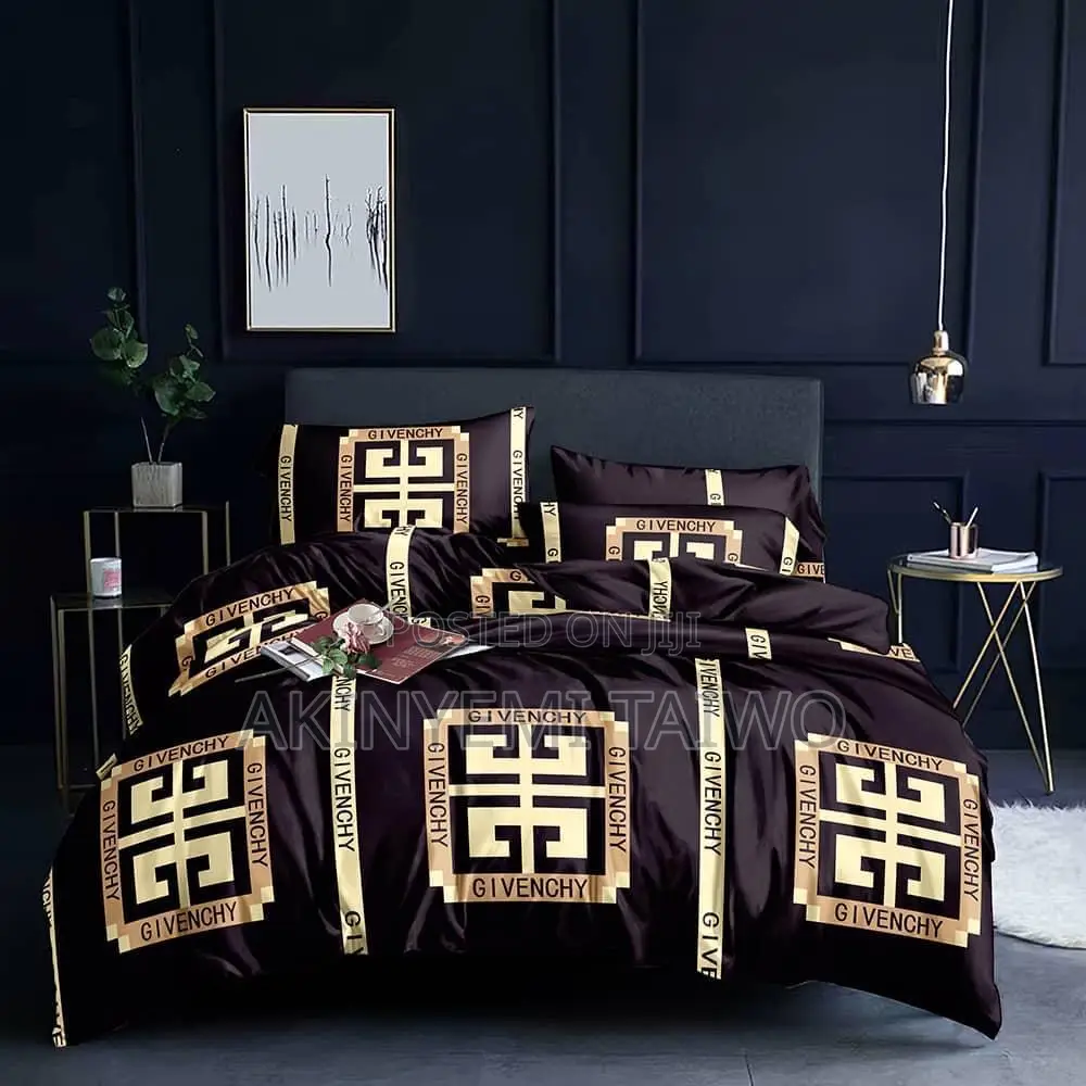 Quality Premium and Fluffy Beddings