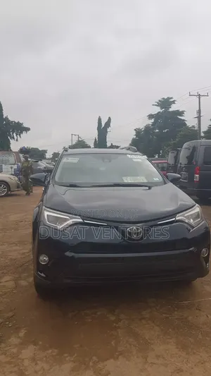 Toyota RAV4 2017 Blue