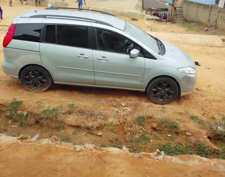 Mazda 5 2.0 Exclusive 2005 Green