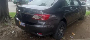 Toyota Corolla 2012 Gray