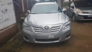 Toyota Camry 2010 Silver