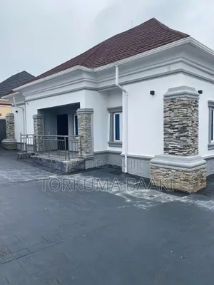 3bdrm Bungalow in Queens Efab Estate, Karsana for rent