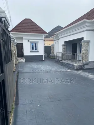 3bdrm Bungalow in Queens Efab Estate, Karsana for rent