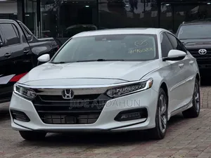 Honda Accord 2018 White