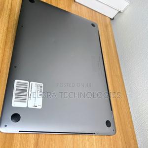 Laptop Apple MacBook Pro 2018 32GB Intel Core i9 SSD 1T
