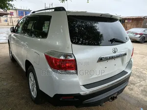 Toyota Highlander 2012 White