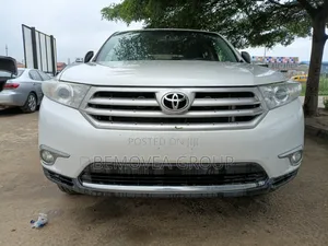 Toyota Highlander 2012 White