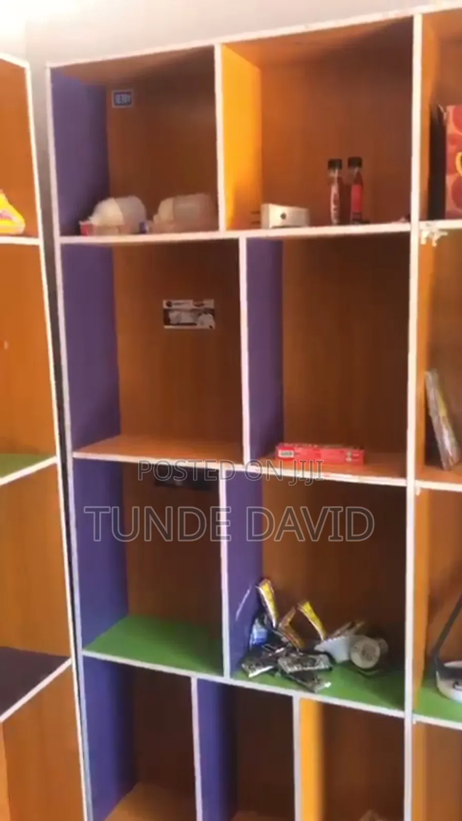 Store Cabinet