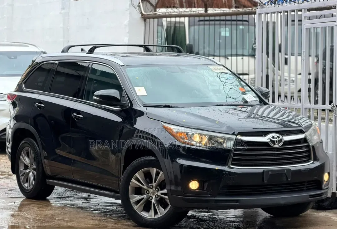 Toyota Highlander 2015 Black