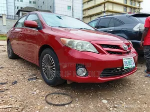 Toyota Corolla 2012 Red