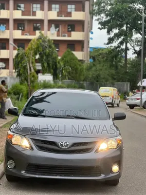 Toyota Corolla 2012 Gray